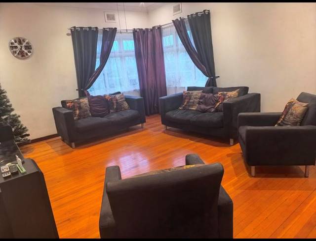 3 BEDROOM HOUSE FOR SALE IN SEA VIEW